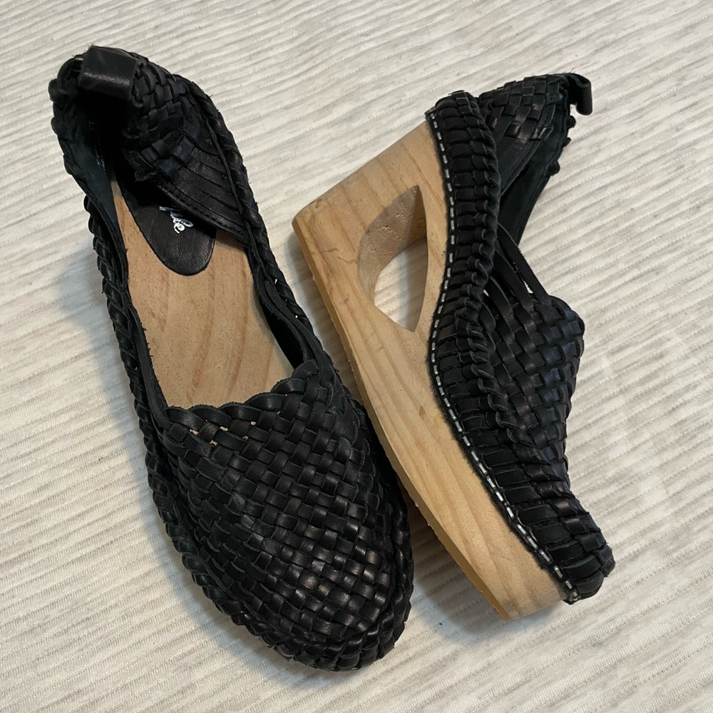 NWOT Free people wooden heel woven leather espadrilles 38